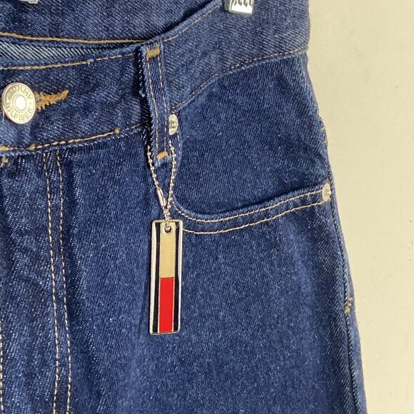 Tommy Hilfiger Women Slim fit Jeans Sz 12r NWT Mid-Rise Dark wash - Picture 3 of 9
